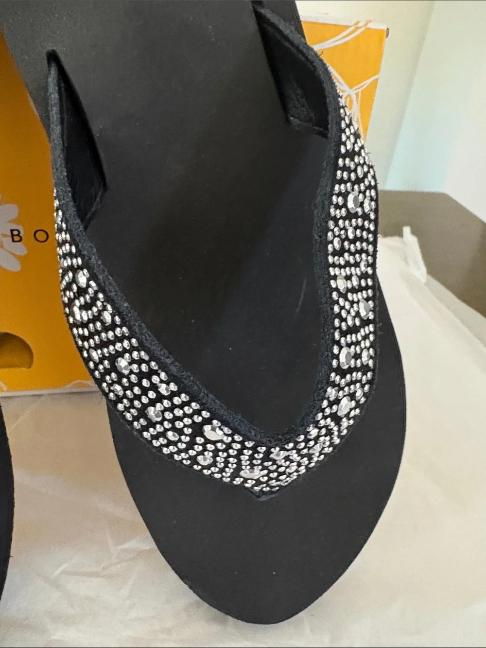 Yellow Box Africa Black Women's Sandals Size 9 New